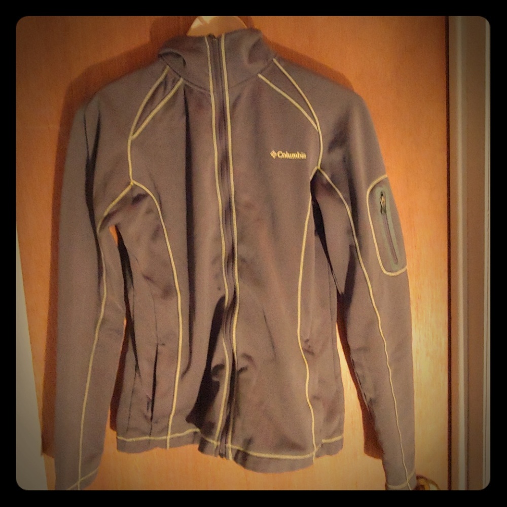 Columbia sports zip up shirt